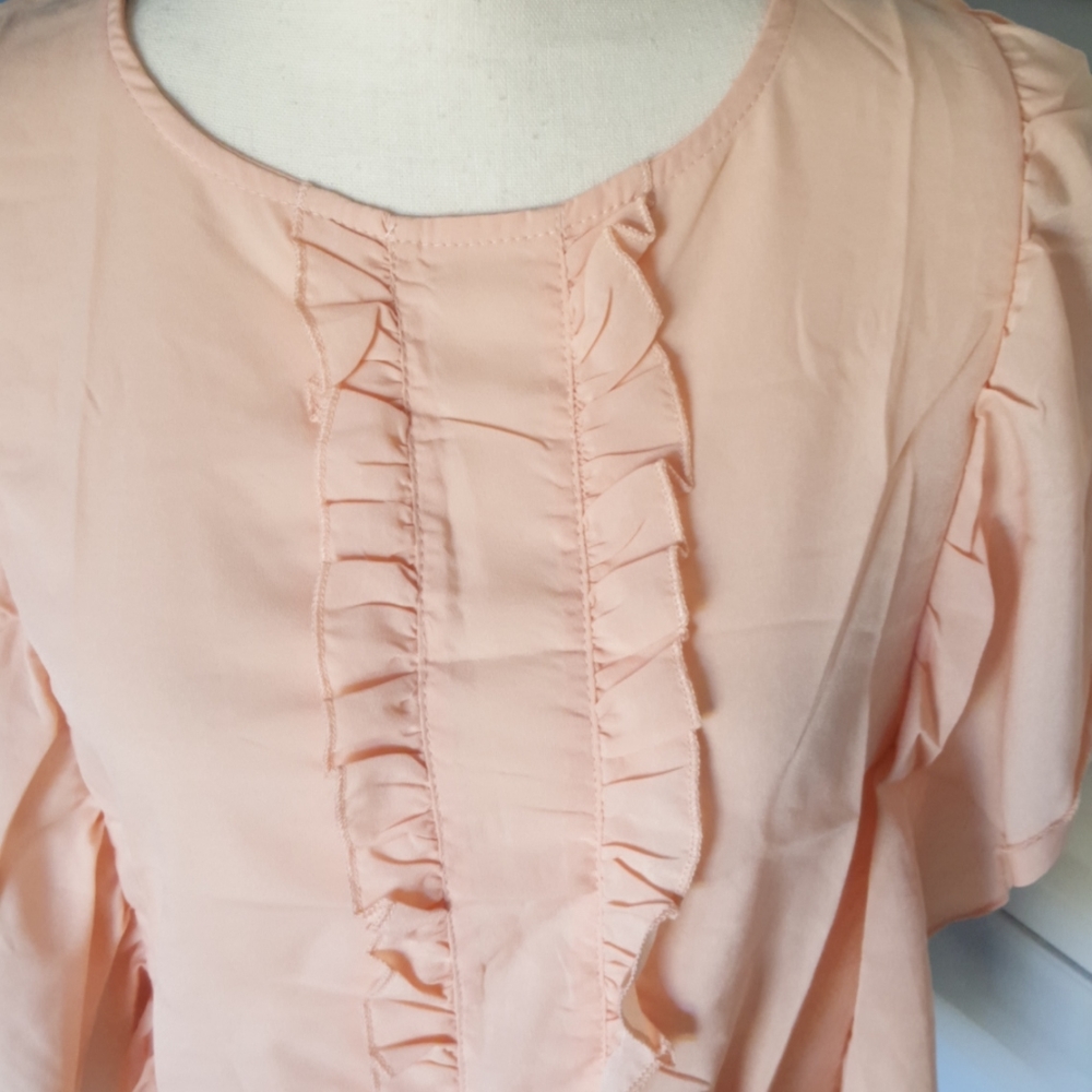 🍀Sale🍀2/$18 3/$24 4/$28 Flutter Blouse - Picture 10 of 10